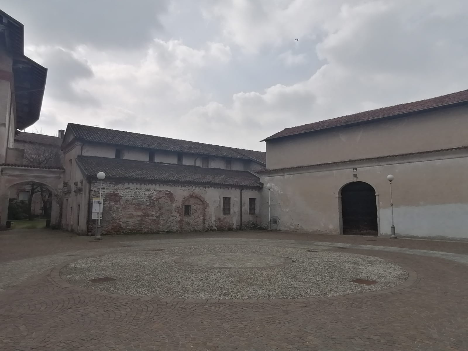 Piazza Castello - chiesa